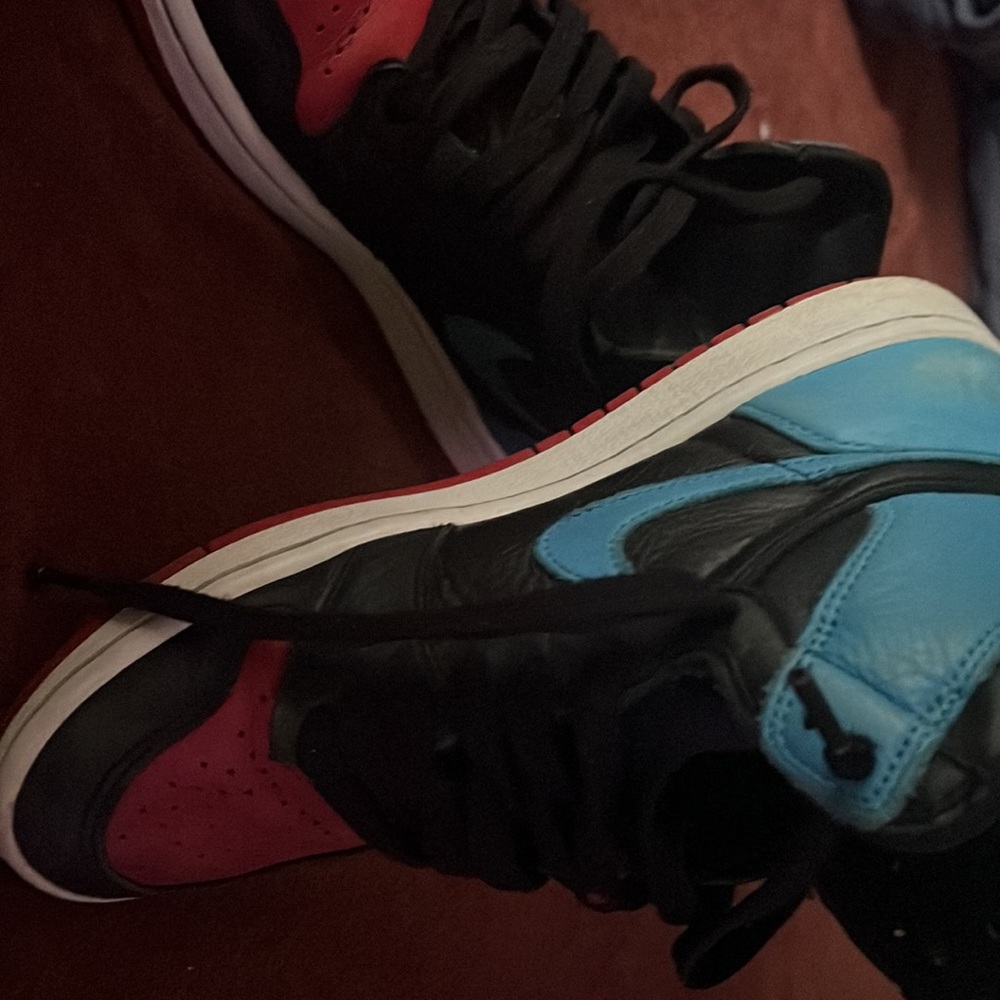 Jordan 1 - Picture 2 of 2